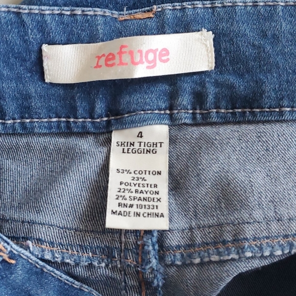 Refuge Women's Jeans - Picture 6 of 9